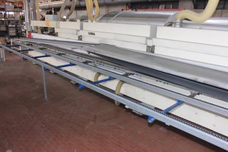 Macchina per la lavorazione del legno Novimat concept 5325 Legnomac vende macchine per la lavorazione del legno. Macchina Bordatrice monolaterale marca IMA modello Novimat Concept. 5325