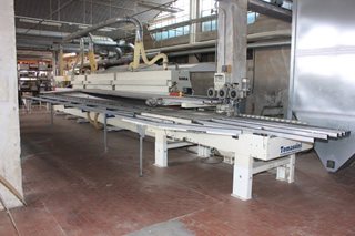 Macchina per la lavorazione del legno Novimat concept 5325 Legnomac vende macchine per la lavorazione del legno. Macchina Bordatrice monolaterale marca IMA modello Novimat Concept. 5325