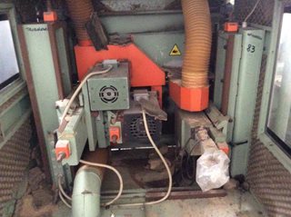 Macchina per la lavorazione del legno Cs bimatic 70 Legnomac vende macchine per la lavorazione del legno. Macchina Squadrabordatrice 1* e * di linea Stefani modello CS Bimatic 70