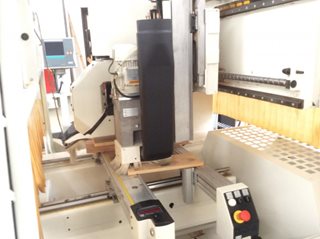 Macchina per la lavorazione del legno Record 132 prisma Legnomac vende macchine per la lavorazione del legno. Macchina Centro di lavoro SCM mod. Record 132 Prisma a 5 assi