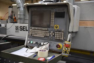 Macchina per la lavorazione del legno Ebt 120 Legnomac vende macchine per la lavorazione del legno. Macchina Sezionatrice marca Selco modello EBT 120