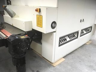 Macchina per la lavorazione del legno Topsand 2000 Legnomac vende macchine per la lavorazione del legno. Macchina Calibratrice Levigatrice marca DMC modello Topsand 2000 a 5 nastri