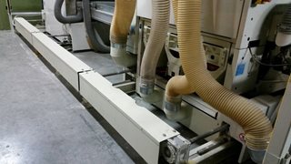 Macchina per la lavorazione del legno Unisand k Legnomac vende macchine per la lavorazione del legno. Macchina Linea di Calibratura /Levigatura marca DMC modello Unisand K 