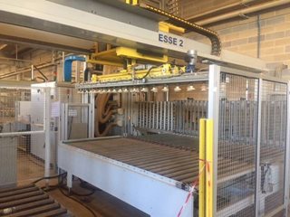 Macchina per la lavorazione del legno Vector 130 Legnomac vende macchine per la lavorazione del legno. Macchina Impianto BreMa VEKTOR 130 completo di carico e scarico anno 2007