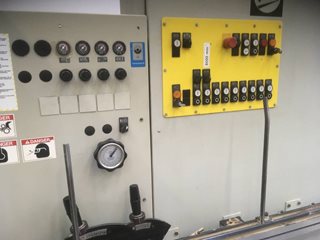 Macchina per la lavorazione del legno Unimat 23 Legnomac vende macchine per la lavorazione del legno. Macchina Scorniciatrice marca Weinig. Modello Unimat. 23